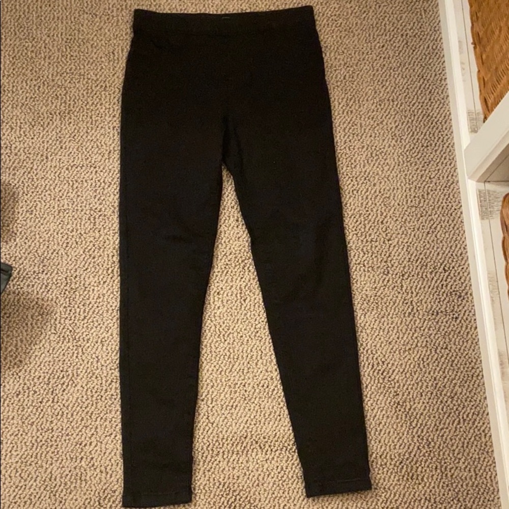 Black jeggings